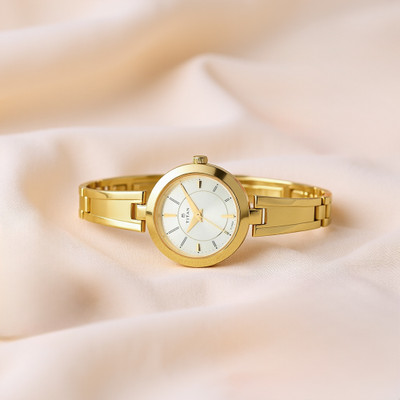 Titan Karishma Analog Watch  - For Women