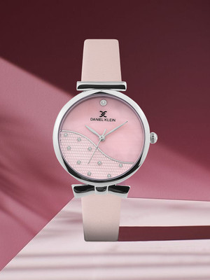 DANIEL KLEIN Pink Minimal Strap with Bow Shape Lug Premium Analog Watch  - For Women