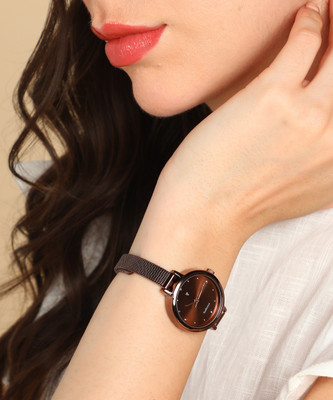 VAN HEUSEN 2023 Edition Analog Watch  - For Women