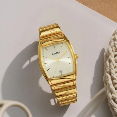 Titan 9315YM05 Gents Karishma Analog Watch  - For Men