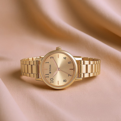 Titan 2678Wm01-Dm483-Ladies Karishma Analog Watch  - For Women