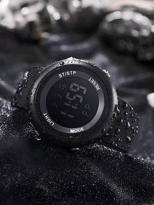Tarido AD-BLACK Sporty Look, Alarm, Black Strap, Multi Function Premium Watch  Digital Watch  - For Men
