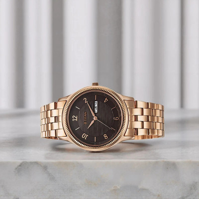 Titan Karishma Gents Festive Analog Watch  - For Women