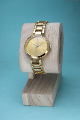 ZANZEER Best Quality Ethnic Embossed Solid Round Dial Fashionable Metal Belt Best Quality Ethnic Embossed Solid Round Dial Fashionable Metal Belt Analog Watch  - For Girls