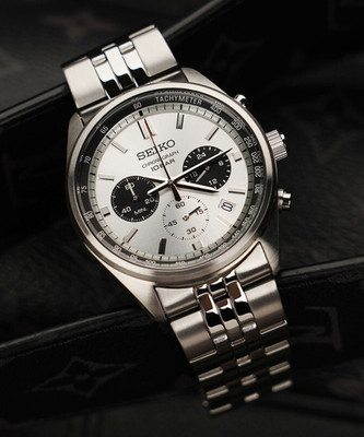 Seiko Seiko Men's Chronograph Quartz Silver Watch SSB425P1 Analog Watch  - For Men