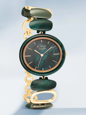 Titan 95146KD02 Raga Ceramics Quartz Green Round Dial 's / NS95146KD02 Analog Watch  - For Women