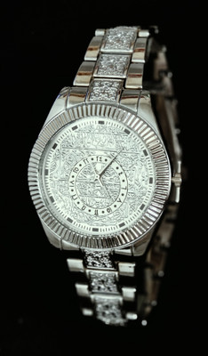 RENAISSANCE TRADERS silver diamond Analog Watch  - For Men