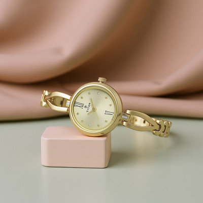Titan Karishma Analog Watch  - For Women
