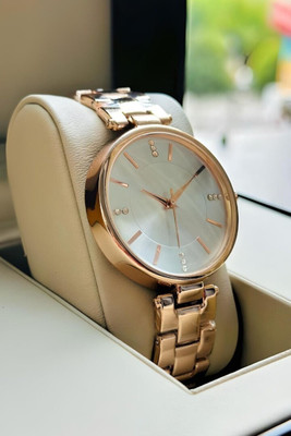 house of common Analog Watch- Round Rose Gold Analog Watch - For Women Analog Watch  - For Women
