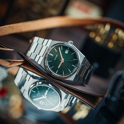 Daniel Radcliffe DRM PE Silver Green Professional Edge Analog Watch - For Men