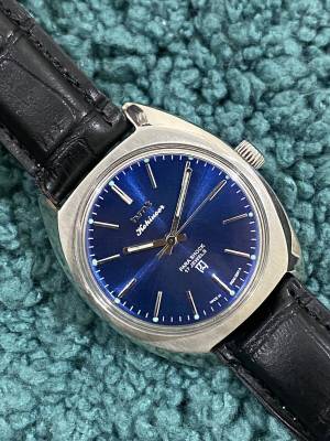 Hmt store winding watches