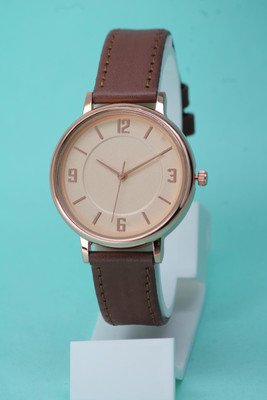 ZANZEER Best Quality Embossed Solid Designer Round Dial Attractive Leather Belt Best Quality Embossed Solid Designer Round Dial Attractive Leather Belt Analog Watch  - For Women