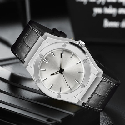 MAAN INTERNATIONAL HTL-309 Elegant Series Round Dial Premium Leather Strap Analog Watch  - For Men