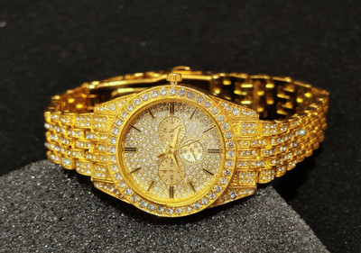 RENAISSANCE TRADERS gold silver diamond gorgeous Analog Watch  - For Women