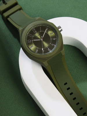 French Connection Wave WAVE FW25 Unisex Analog Watch with Green Case & Circular Brush Dial Analog Watch  - For Men & Women