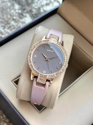 EVRGLOW Round dial premium series Analog Watch  - For Women