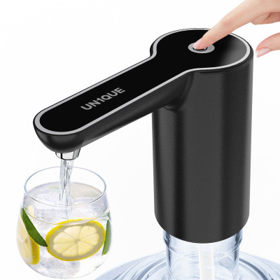 UN1QUE 0.7 L Plastic Water Jug