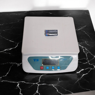 Virgo T5-00S Digital Scale – 30Kg Capacity, Bright Display, and Tare Function Weighing Scale(White)