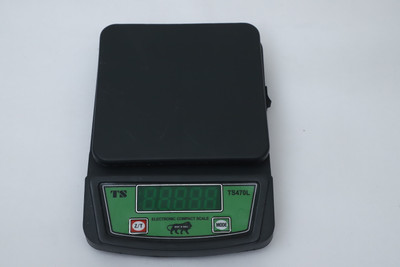 Skeisy TS-470-L kitchen scale with up to 10kg/1gm and cahrging adaptor Weighing Scale(Black)