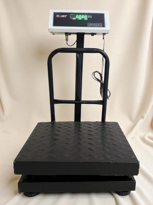 monet 300kg 400*400mm ; High Precision ; Heavy Duty ; 2 Days Battery Backup Weighing Scale(Carbon)