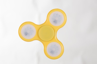 Octo Staked Wind Spinner(Yellow)