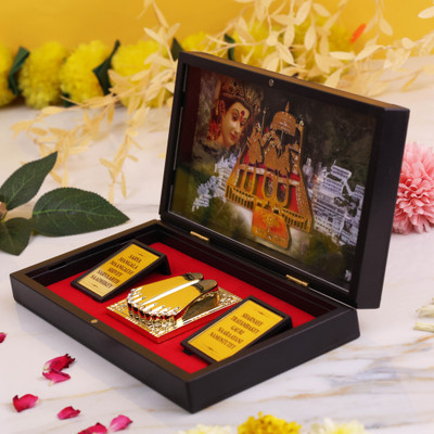 Mantrasouvenir 3D Vaishno Devi Charan Paduka with Mata Rani Frame Pooja Item for Home Mandir Plastic Yantra(Pack of 1)