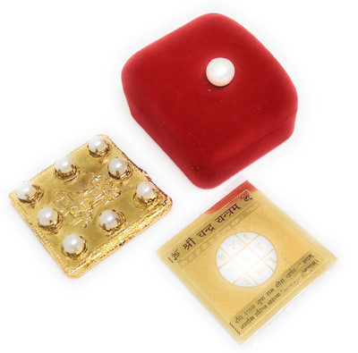 Astrosale Moti Jadit Chandra Yantra With White Moti and Shree Chandra Yantra Plated Yantra