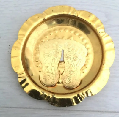 Dirghaanshi Shri Maa Laxmi/Lakshmi Charan Paduka with Plate,Religious Footprint Brass, Gold, Plated Yantra(Pack of 1)