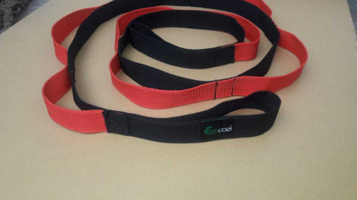 Fitcozi Yoga Strap for Physical Therapy, 10 Loops Yoga Straps for Stretching Polyester Yoga Strap(Black, Red)
