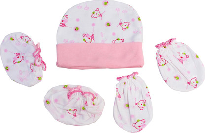 hat mittens and booties