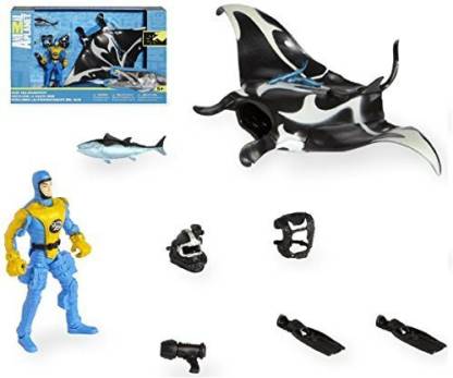 Animal Planet EXCLUSIVE Deep Sea Discovery Playset - MANTA RAY - Manta Ray  Figurine is Designed in Stunning,