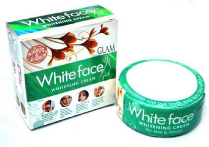 glamwhite face wash
