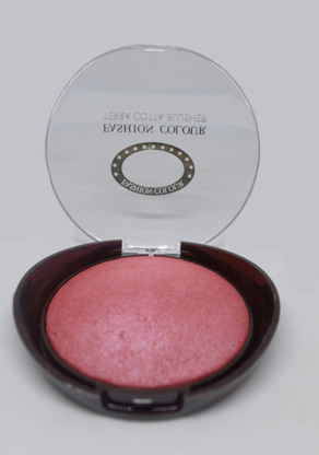 pink blusher