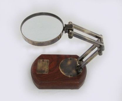 Antique Reading Magnifying Lens Glass Brass Wooden Base Chainner Magnifier Lens 