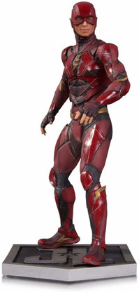 the flash collectible statue