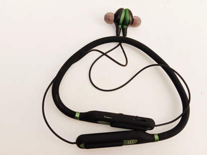 1 plus bluetooth headphones