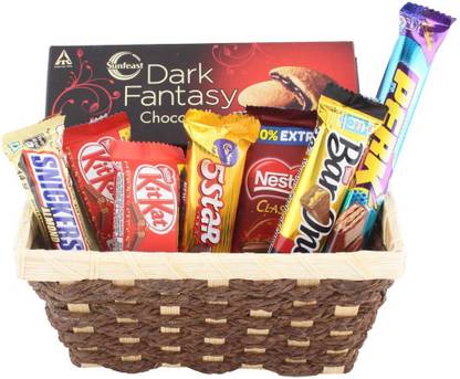 Gift Basket For Girlfriend - Valentines Day Gift Hamper Valentines Gift For Her Gift For Wife Girlfriend Amazon Co Uk Grocery - 5 out of 5 stars.