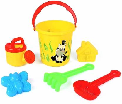 SR Product beach toy set for kids with animal print bucketet, 2 sand  moulds, 2 tools & 1 gardening water can / sand garden playing games for  children - beach toy set
