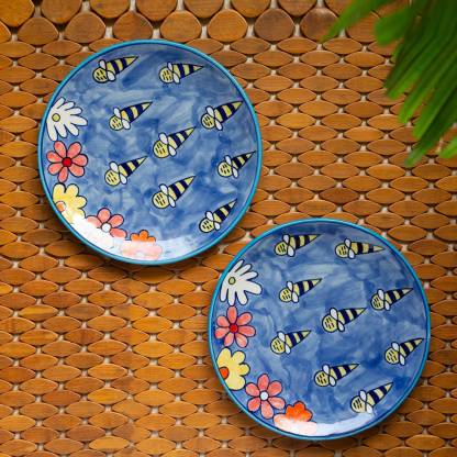ExclusiveLane The Bee Collective' Hand-painted Ceramic Microwave Safe Dinner Plate
