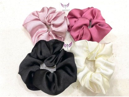 Satin Silk Dual Colour Hair Scrunchies Packaging Size 3 Pcs