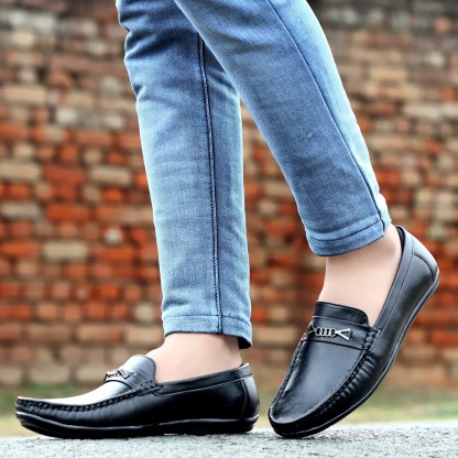 Tods Leather Loafer in Black for Men Mens Shoes Slip-on shoes Loafers 
