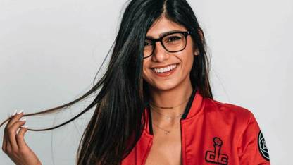 Mia Khalifa American film actor Matte Finish Poster Paper Print