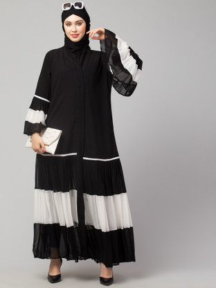 white and black abaya