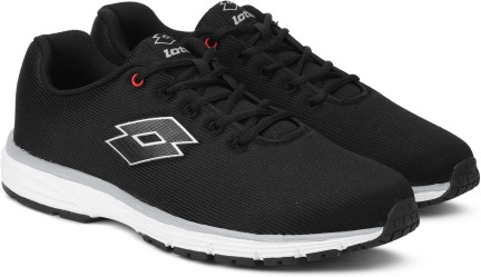 lotto panelled sports shoes