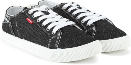 levi's men's bass low sneakers