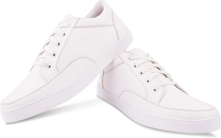 vannef white sneakers
