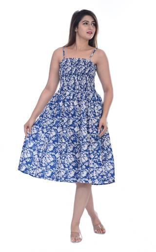 Fashiana Craft Women Fit And Flare Red White Dress Buy Fashiana Craft Women Fit And Flare Red White Dress Online At Best Prices In India Flipkart Com