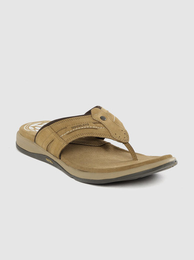 WOODLAND Men Black Sandals - Buy 