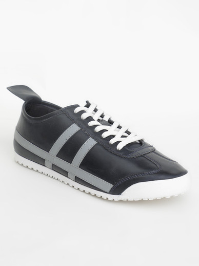 highlander grey sneakers