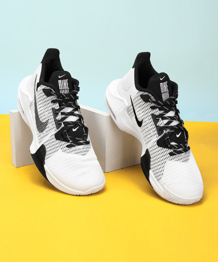 nike epic react flyknit flipkart